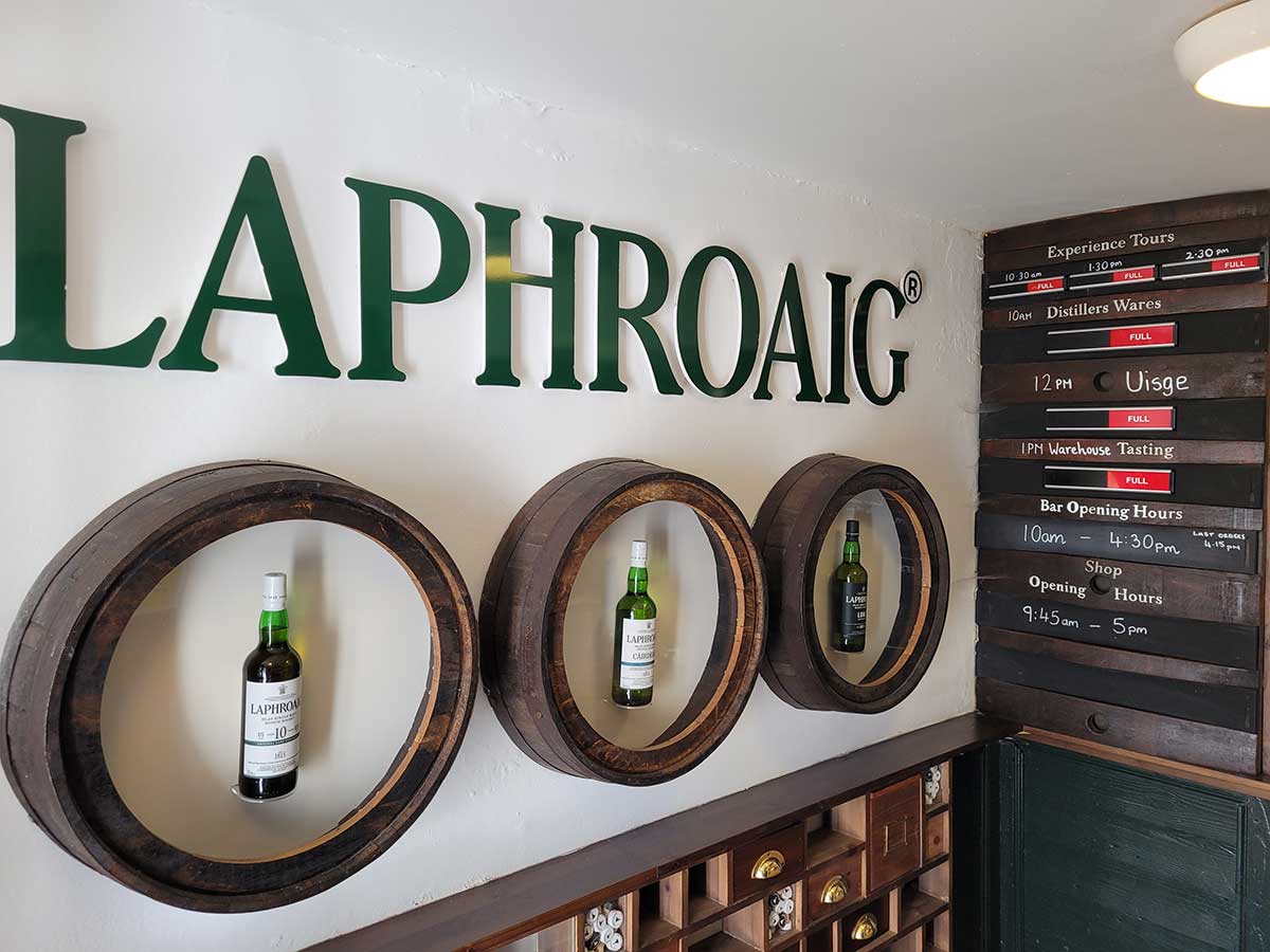 Laphroaig-16